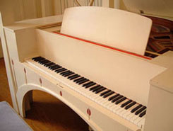 picture of a piano